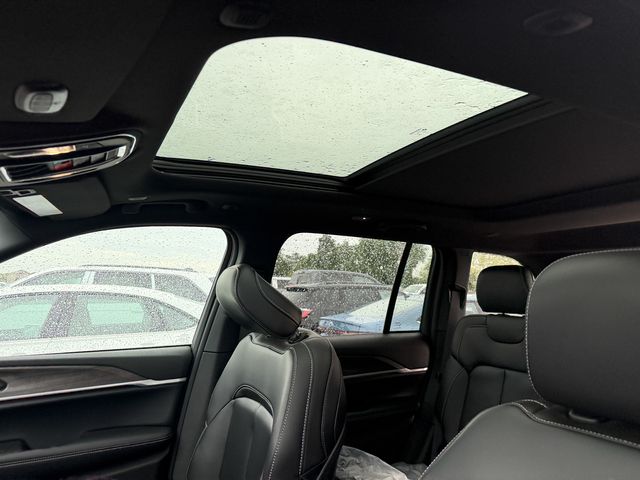 new 2026 Jeep Grand Cherokee car, priced at $48,505