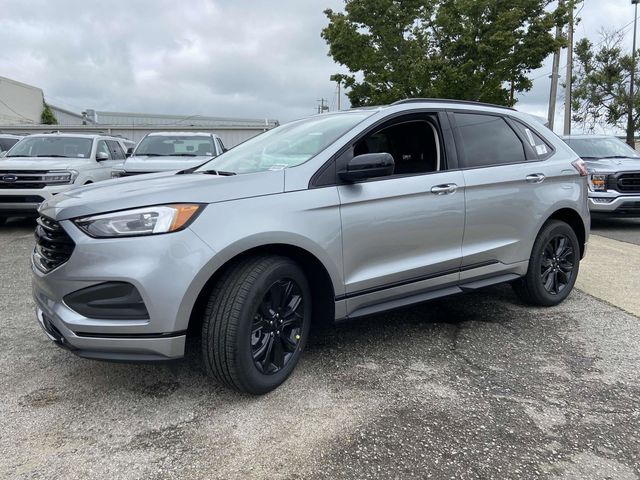 2024 Ford Edge SE 3