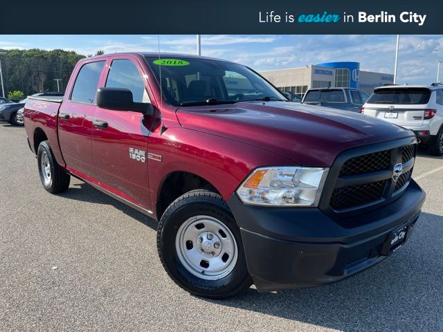Delmonico Red Pearlcoat 2018 RAM 1500 Pickup Truck Four-Wheel Drive 8-Speed Automatic