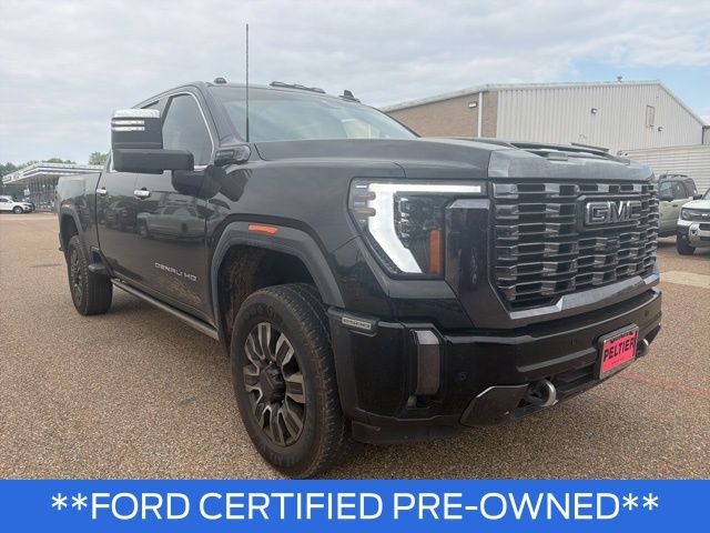 Onyx Black 2024 GMC Sierra 2500HD Denali Ultimate Crew Cab 4WD Pickup Truck Four-Wheel Drive Automatic