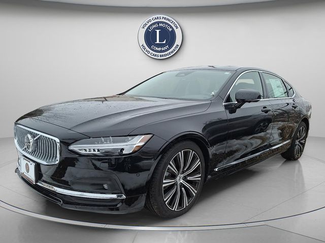 2025 Volvo S90 B6 Plus AWD