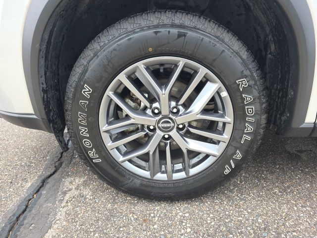 2024 Nissan Rogue S - Brilliant Silver Metallic exterior view 10