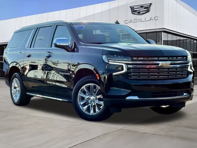 2023 Chevrolet Suburban Premier photo 2