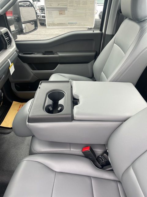 2025 Ford F-250 Super Duty XL