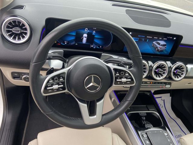 Used 2023 White Mercedes-Benz GLB 250 image 14