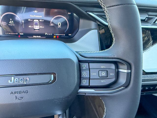 new 2026 Jeep Cherokee car, priced at $33,995