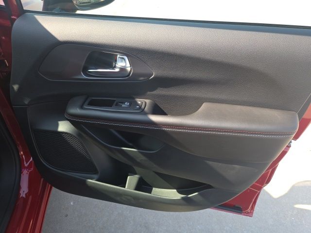 New 2027 Chrysler Pacifica Van