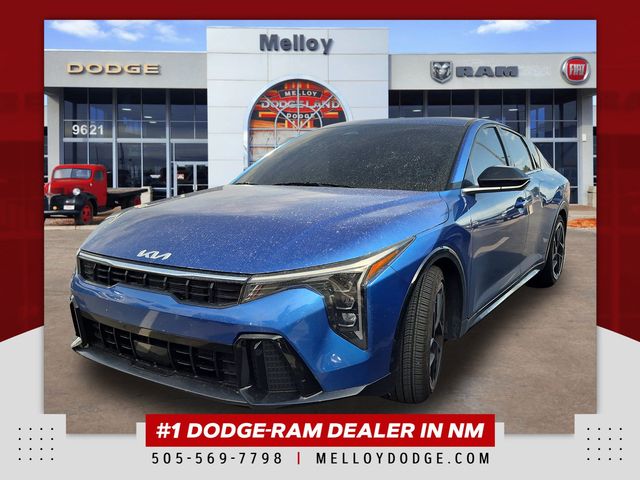 Wave Blue 2026 Kia K4 Sedan Front-Wheel Drive Continuously Variable Transmission