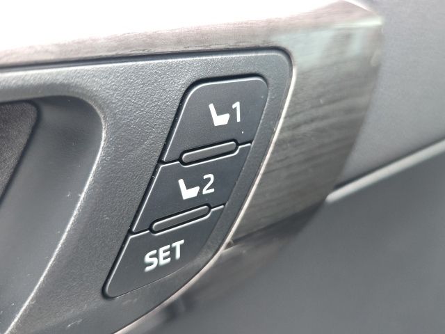 2023 Toyota Highlander Platinum:169299A