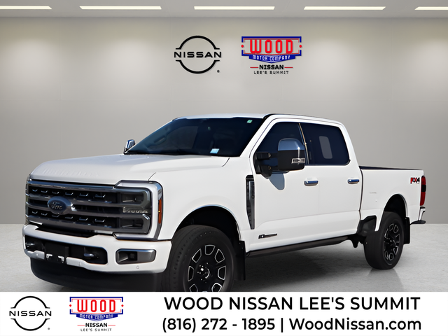 Star White Metallic Tri-Coat 2024 Ford F-350 Super Duty Platinum Crew Cab 4WD Pickup Truck Four-Wheel Drive Automatic