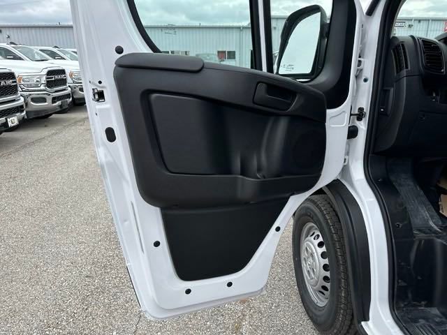 2024 Ram ProMaster 2500 High Roof 21