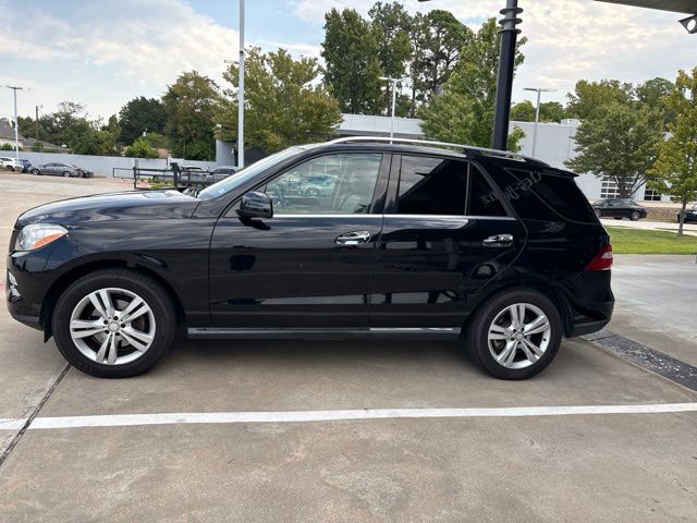 Black 2014 Mercedes-Benz M-Class SUV / Crossover Rear-Wheel Drive 7-Speed Automatic
