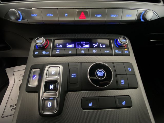 Used 2022 White Hyundai SEL image 18