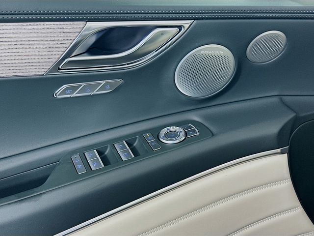 Thumbnail: 2026 Genesis GV80 - 20