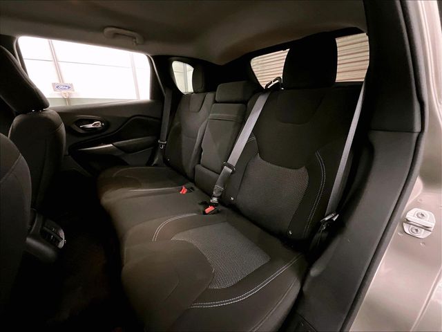 2019 Jeep Cherokee Latitude Beige at Bob Ruth Ford