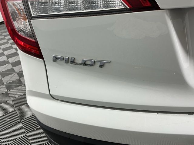 used 2021 Honda Pilot car, priced at $23,989