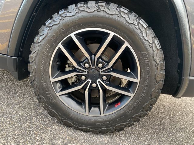Used Car 2019 Jeep Grand Cherokee  Trailhawk For Sale Under $20,000 In San Antonio, Texas