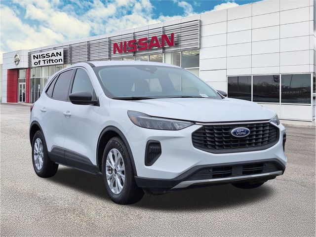 2023 Ford Escape Active's photo