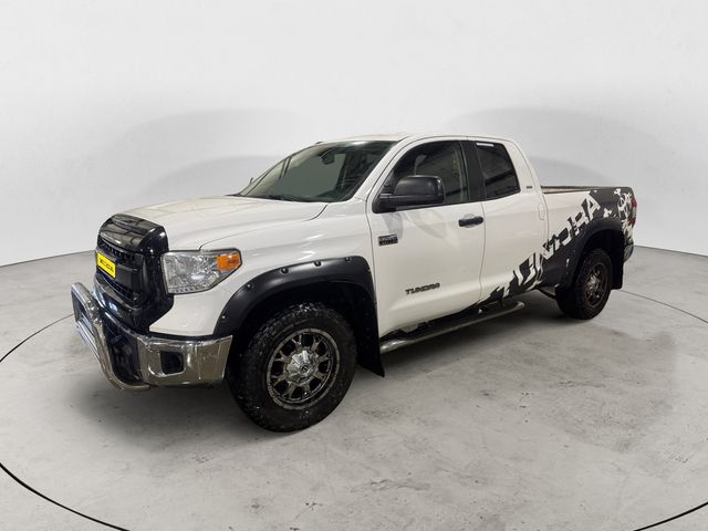 Super White 2016 Toyota Tundra Pickup Truck Four-Wheel Drive 6-Speed Automatic Overdrive