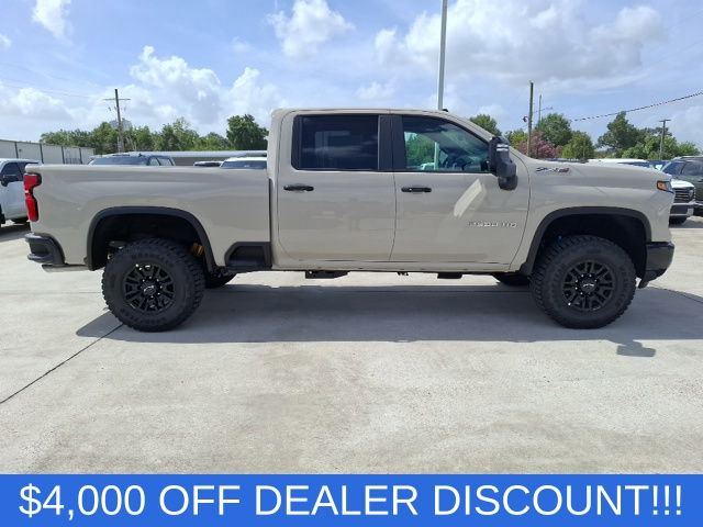 2026 Chevrolet Silverado 2500HD ZR2 — photo 8