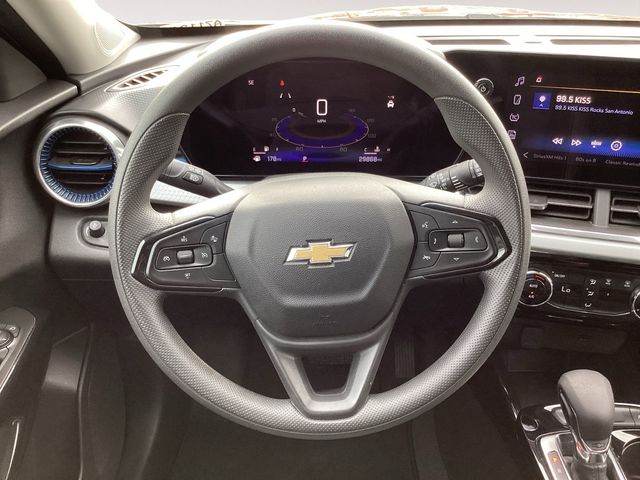 Used Car 2025 Chevrolet Trax  Lt For Sale Under $25,000 In San Antonio, Texas