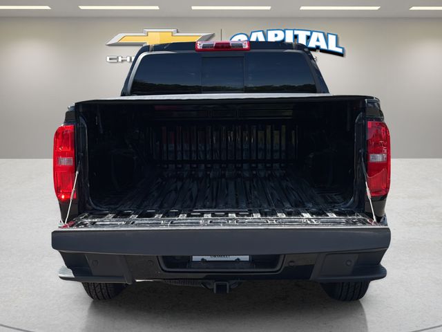 Used 2022 Black Chevrolet Z71 image 30