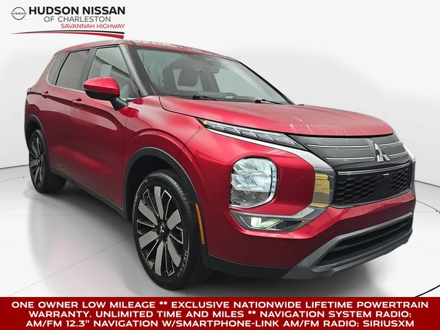 Red Diamond 2025 Mitsubishi Outlander SE FWD SUV / Crossover Front-Wheel Drive Continuously Variable Transmission