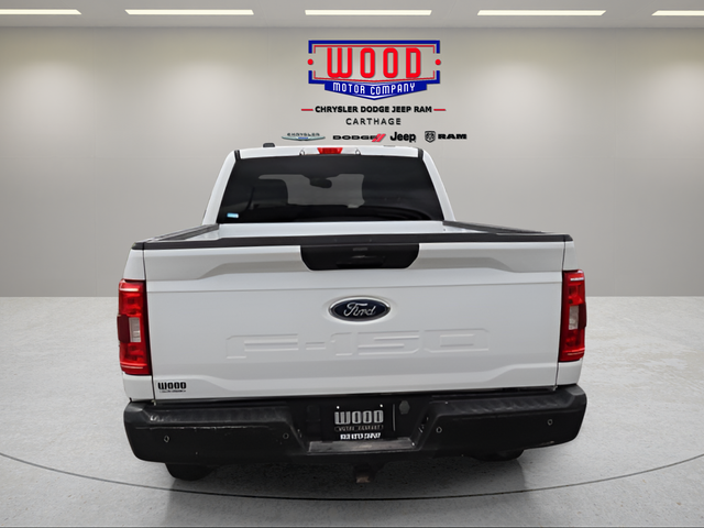 View vehicle photo 5