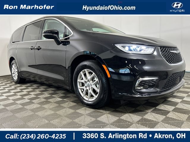  2024 Chrysler Pacifica Touring L FWD   