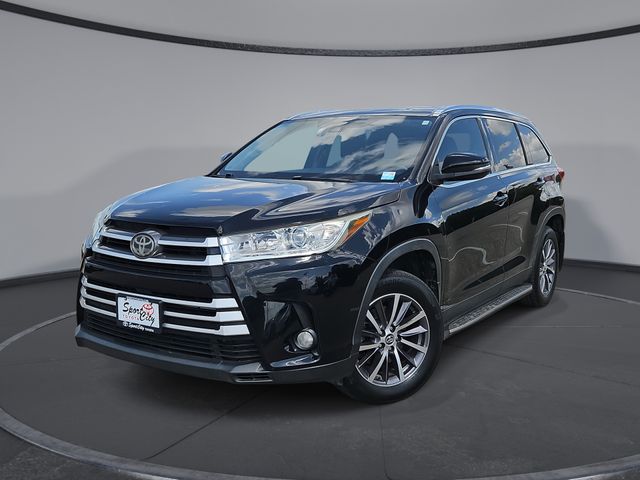 Midnight Black Metallic 2019 Toyota Highlander SUV / Crossover All-Wheel Drive 8-Speed Automatic