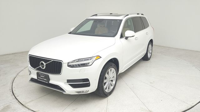2018 Volvo XC90 T6 Momentum
