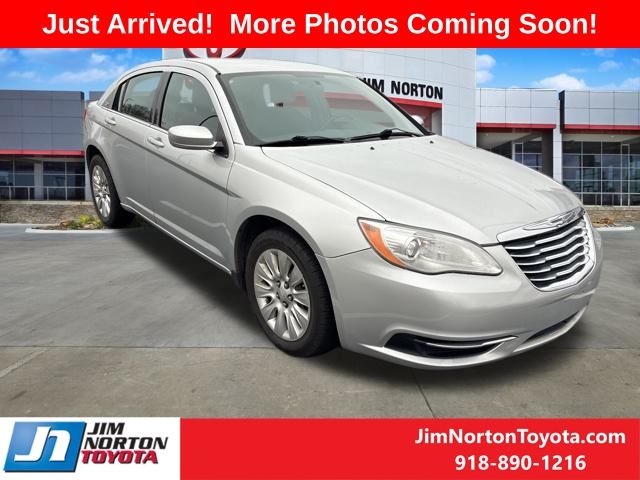 2012 Chrysler 200 LX