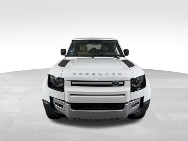 2025 Land Rover Defender 110 S 9