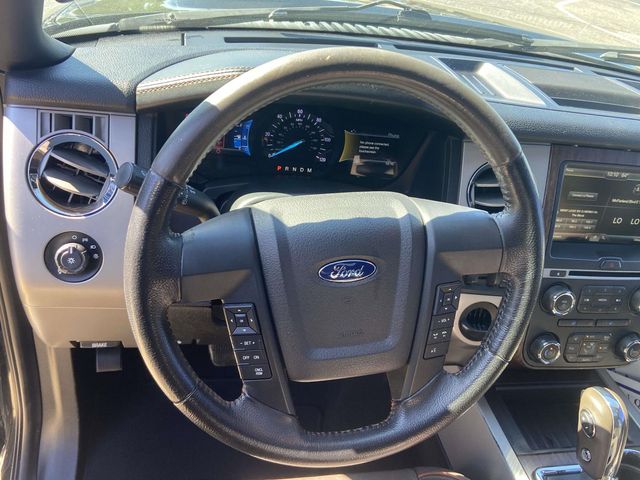 Used 2015 Black Ford King Ranch image 14