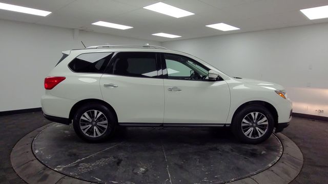 2018 – Nissan – Pathfinder