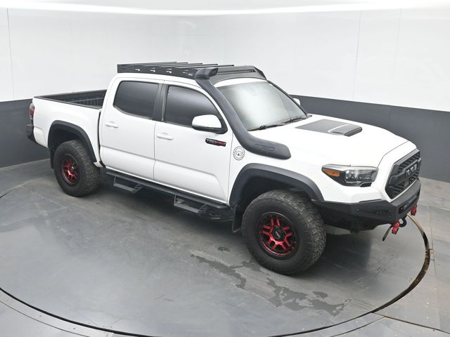 Super White 2019 Toyota Tacoma Pickup Truck Four-Wheel Drive 6-Speed Automatic