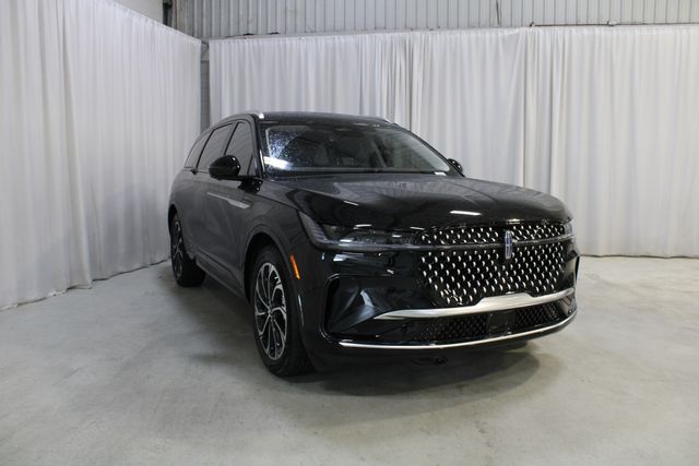 New 2026 Black Lincoln Reserve image 39