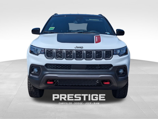 2025 Jeep Compass Trailhawk 2