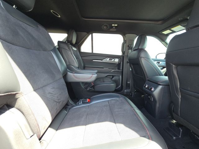 2025 Ford Explorer ST:168552A