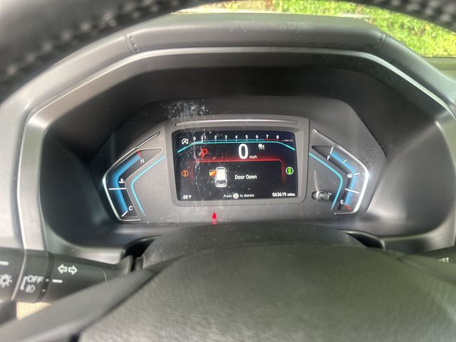 Used 2022 White Honda EX-L image 21