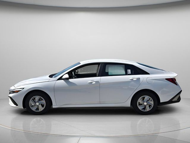 2026 Hyundai Elantra - $22,144