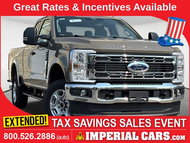 Marsh Gray 2026 Ford F-250 Super Duty Pickup Truck Four-Wheel Drive Automatic