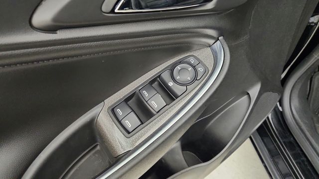 2020 Chevrolet Malibu LT Black at Bravo Nissan