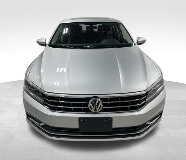 2017 Volkswagen Passat 1.8T SE photo