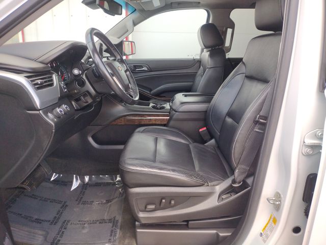 2020 Chevrolet Suburban LT photo