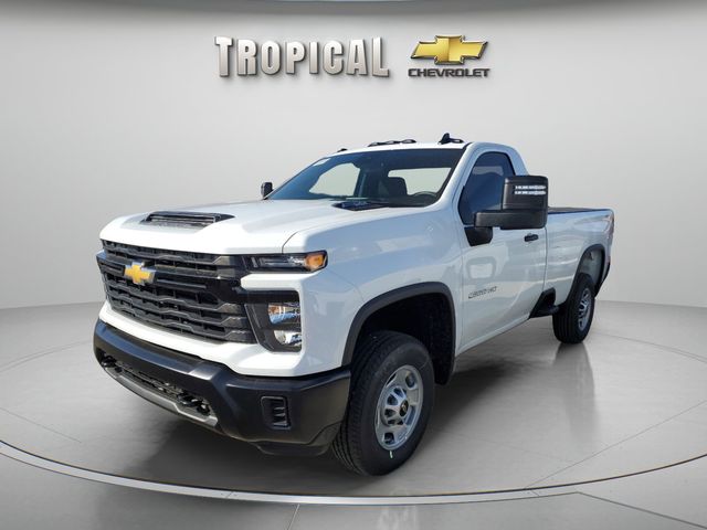Summit White 2025 Chevrolet Silverado 2500HD Pickup Truck Four-Wheel Drive Automatic