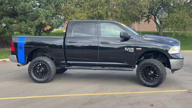 2022 Ram 1500 Classic SLT 9