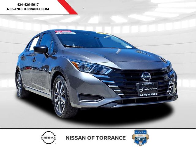 Gray (Gun Metallic) 2024 Nissan Versa S FWD Sedan Front-Wheel Drive Continuously Variable Transmission