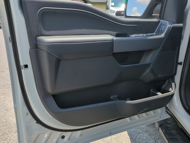 New 2026 Avalanche Ford XLT image 13