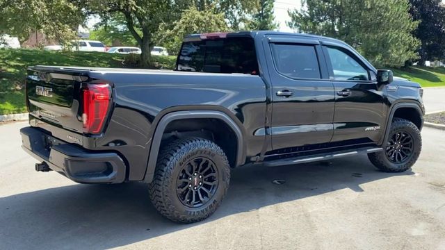 2023 GMC Sierra 1500 AT4X 8